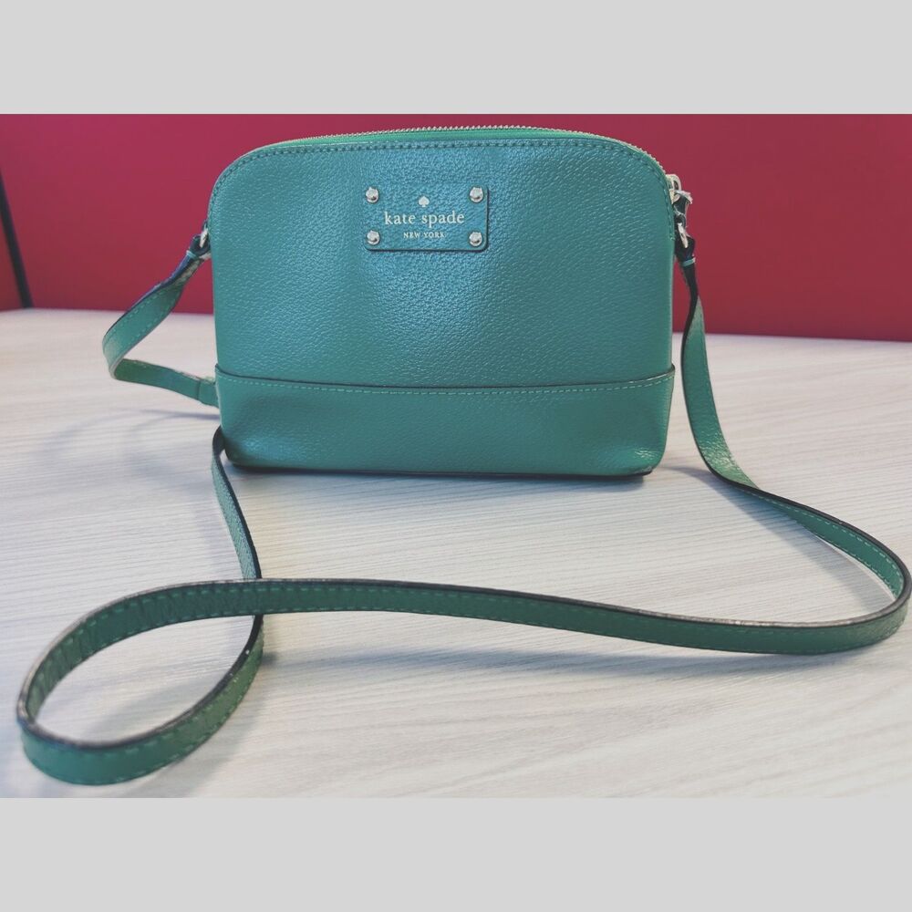 Kate Spade New York Square Beautiful Green Adjustable Strap Crossbody Purse